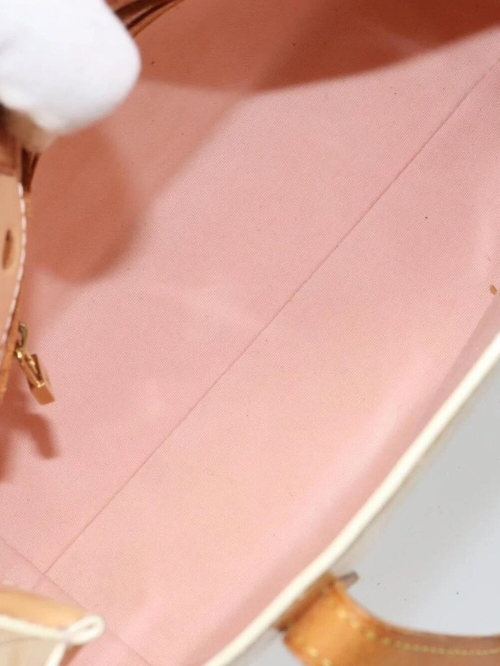 LOUIS VUITTON Monogram Vernis Reade PM Bag Marshmallow Pink M91306 Auth hk3342 - Picture 11 of 16